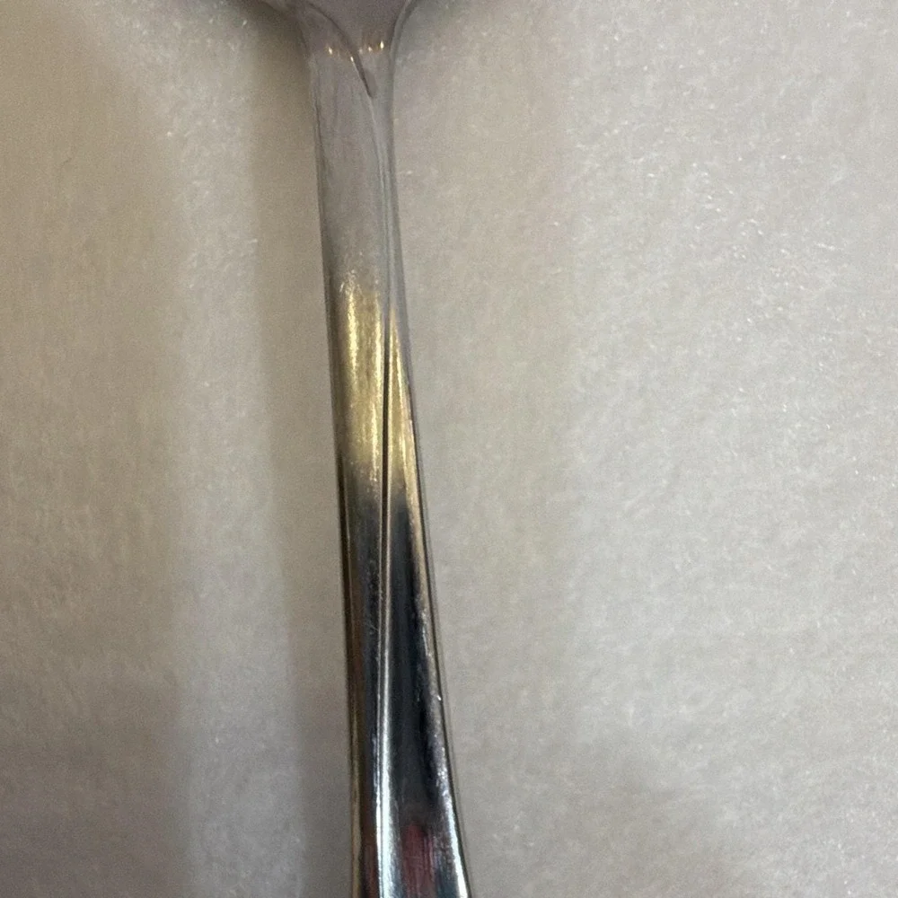 Oneida Deluxe Stainless Steel Teaspoon Floral Handle Glossy Silver 6 in